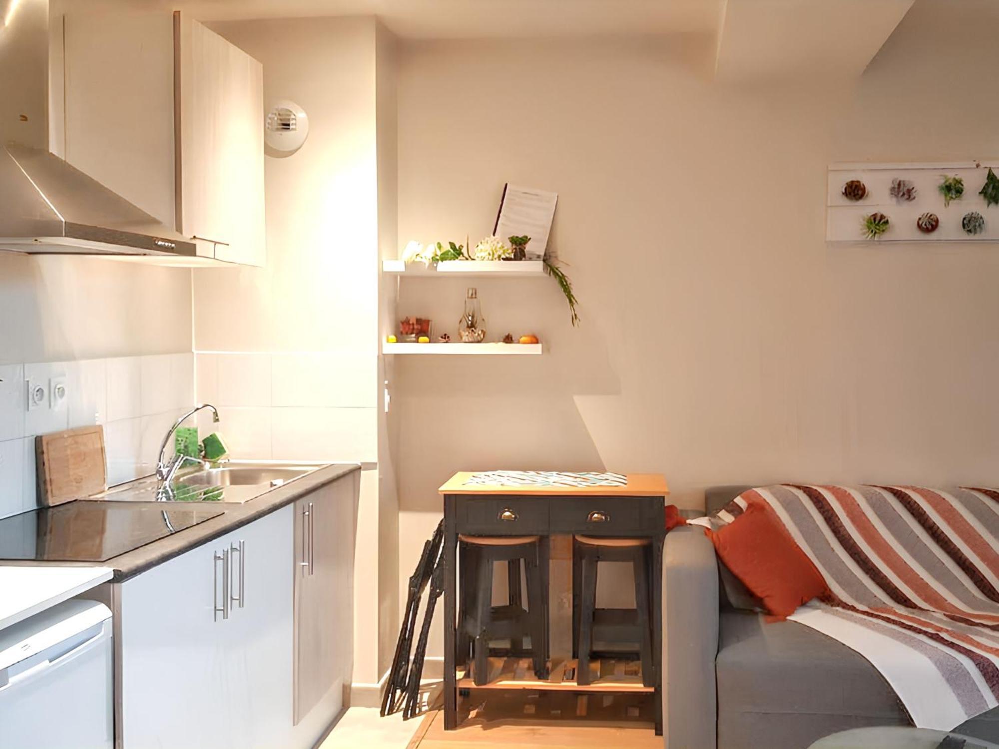 Charmant Studio A Abondant Avec Terrasse Ensoleillee 30 M² Exterior foto